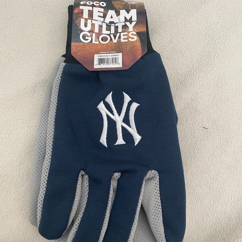 New NY Yankees MLB Officially Licensed Sport Team Utility Gloves One Size